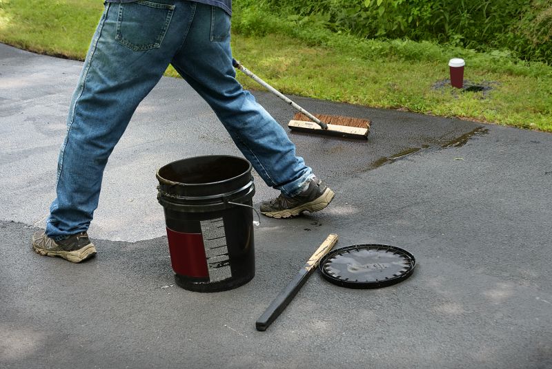 Driveway Sealcoating in San Antonio, TX