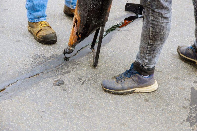 Asphalt Crack Sealing in Sarasota, FL