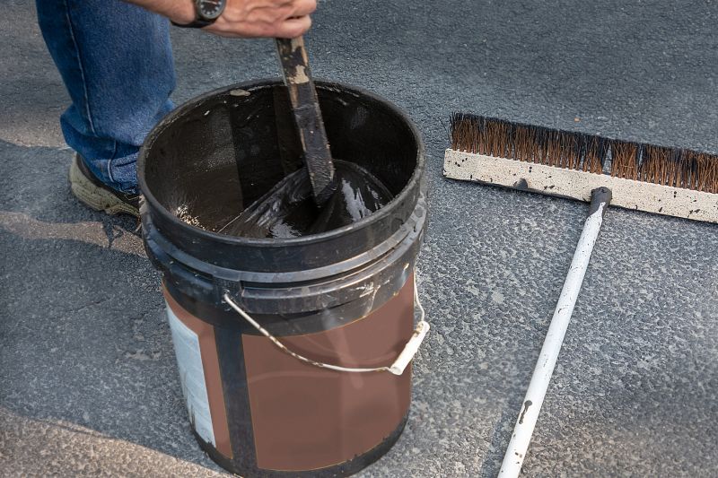 Blacktop Sealcoating in Denver, CO