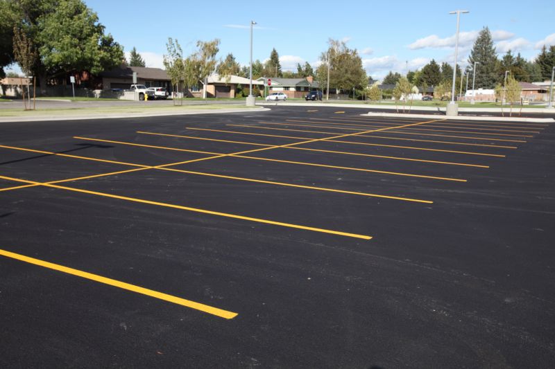 Parking Lot Sealcoating in Tampa, FL